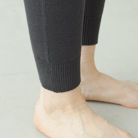 くらすこと 内側シルクの腹巻付きレギンス