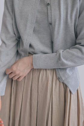 「くらすことの日常生活着」UVウォッシャブルカーディガン