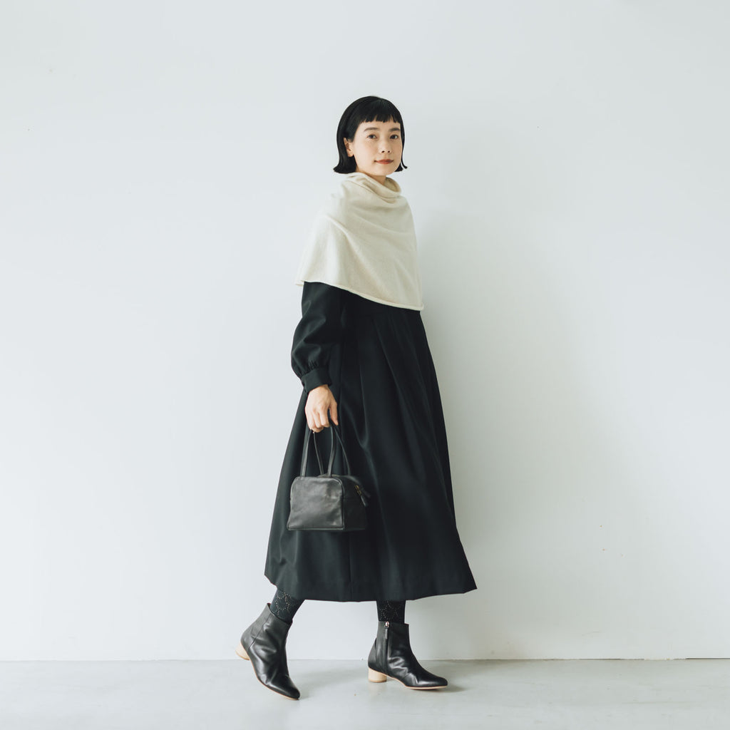 「わたしたちらしい、オケージョンのかたち」きちんとしたブラックワンピース