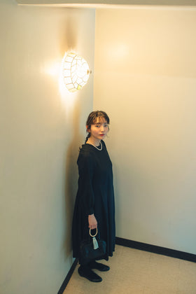 「わたしたちらしい、オケージョンのかたち」きちんとしたブラックワンピース