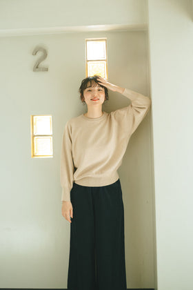 「くらすことの日常生活着」ニットみたいなカシミヤ混スウェット