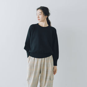 「くらすことの日常生活着」ニットみたいなカシミヤ混スウェット