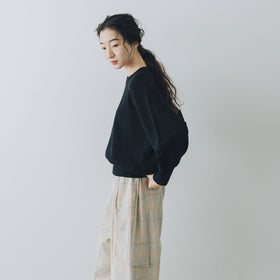 「くらすことの日常生活着」ニットみたいなカシミヤ混スウェット