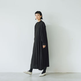 「わたしたちらしい、大人のかわいらしさ」キュプラコットン タックワンピース