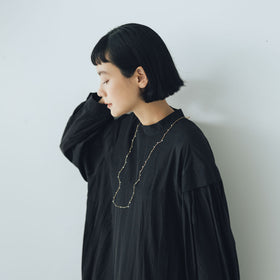 「わたしたちらしい、大人のかわいらしさ」キュプラコットン タックワンピース