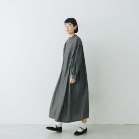 「わたしたちらしい、大人のかわいらしさ」キュプラコットン タックワンピース