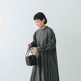 「わたしたちらしい、大人のかわいらしさ」キュプラコットン タックワンピース