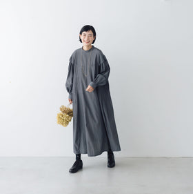 【SALE】「わたしたちらしい、大人のかわいらしさ」キュプラコットン タックワンピース