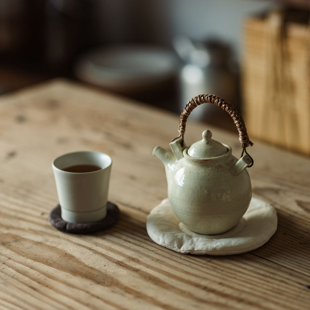 くらすこと リネンのふっくらポットマット / コースター