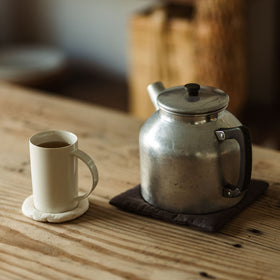 くらすこと リネンのふっくらポットマット / コースター