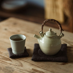 くらすこと リネンのふっくらポットマット / コースター