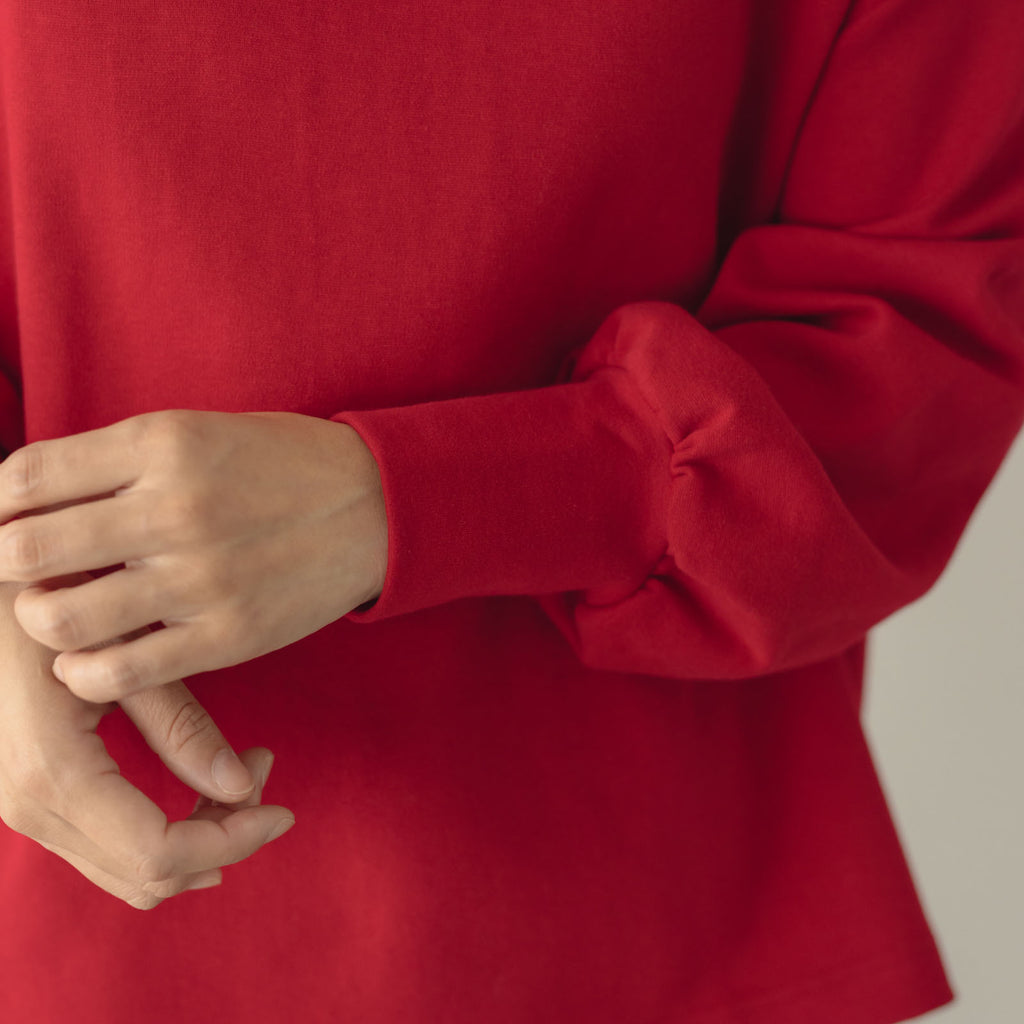 くらすこと +to 大人の定番、ハイネックプルオーバー