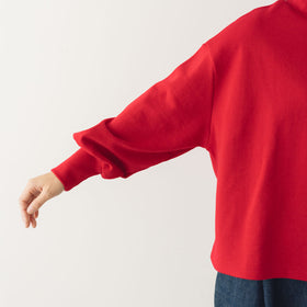 くらすこと +to 大人の定番、ハイネックプルオーバー