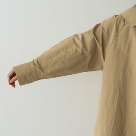 くらすこと +to クラシカルなコットンナイロンコート