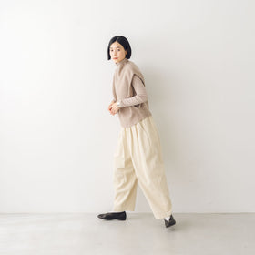 「くらすことの日常生活着」コーデュロイパンツ