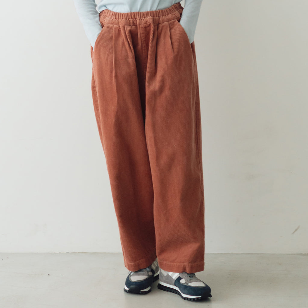 「くらすことの日常生活着」コーデュロイパンツ