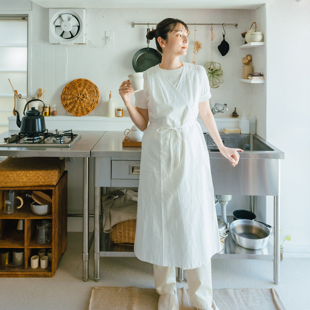 「くらすことの日常生活着」カシュクールエプロン