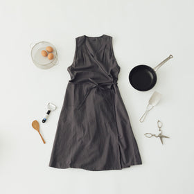 「くらすことの日常生活着」カシュクールエプロン