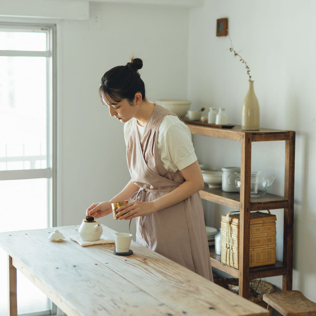 「くらすことの日常生活着」カシュクールエプロン