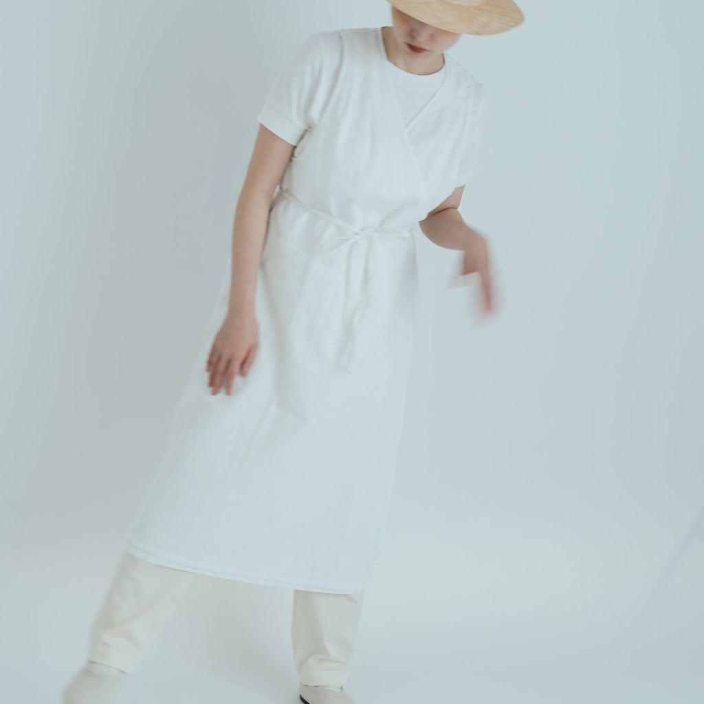 「くらすことの日常生活着」カシュクールエプロン