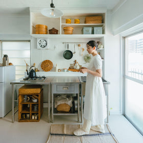 「くらすことの日常生活着」カシュクールエプロン