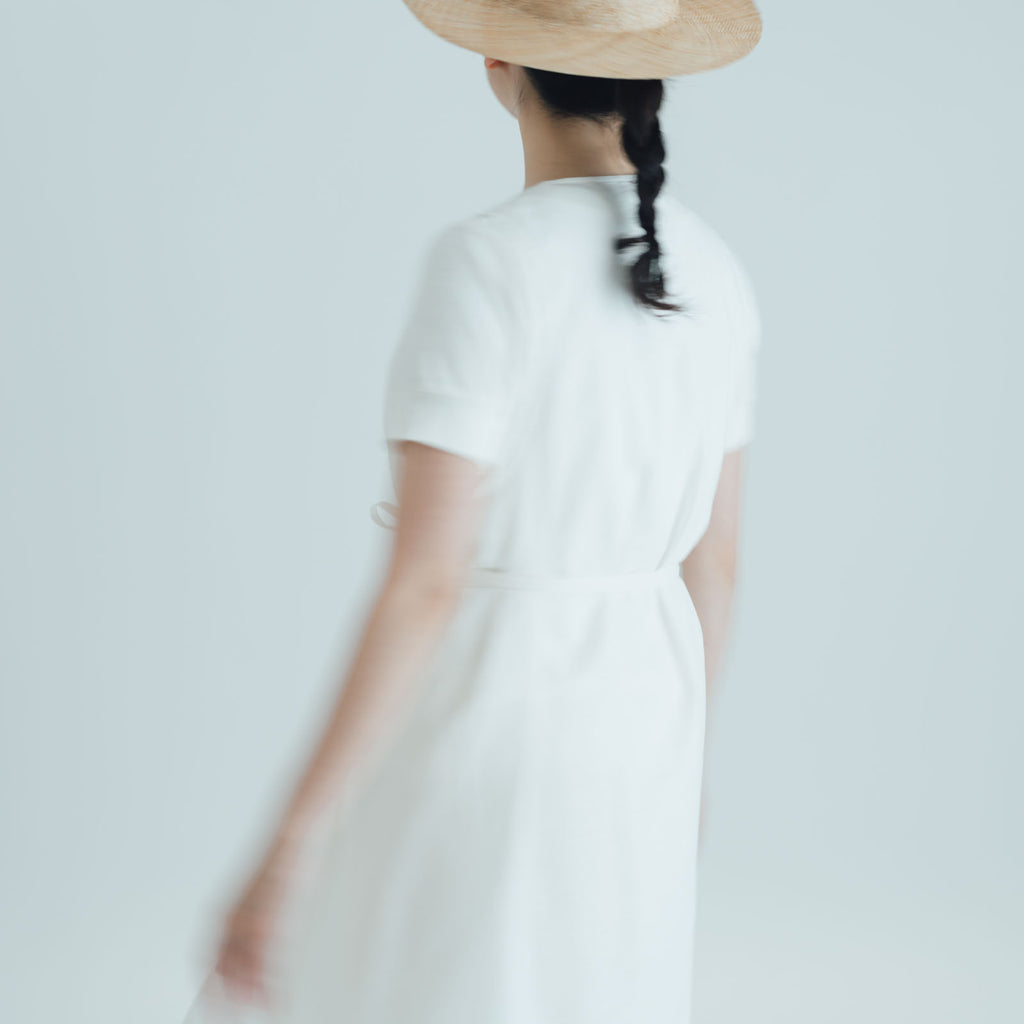 「くらすことの日常生活着」カシュクールエプロン