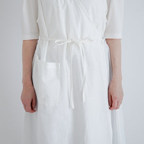 「くらすことの日常生活着」カシュクールエプロン