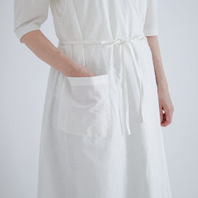 「くらすことの日常生活着」カシュクールエプロン