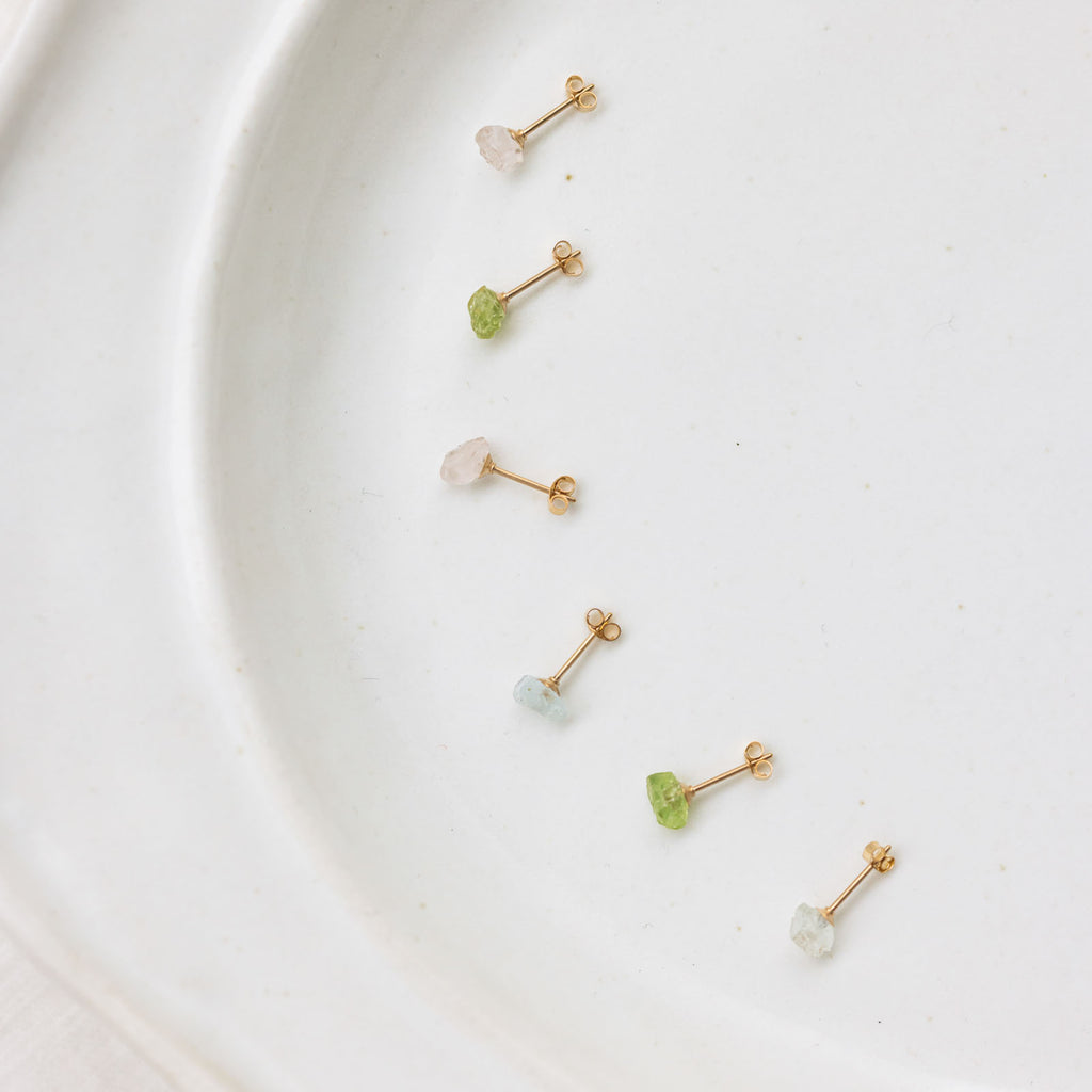 くらすこと わたしのお守り 天然石のひと粒ピアス