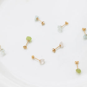 くらすこと わたしのお守り 天然石のひと粒ピアス