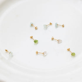 くらすこと わたしのお守り 天然石のひと粒ピアス