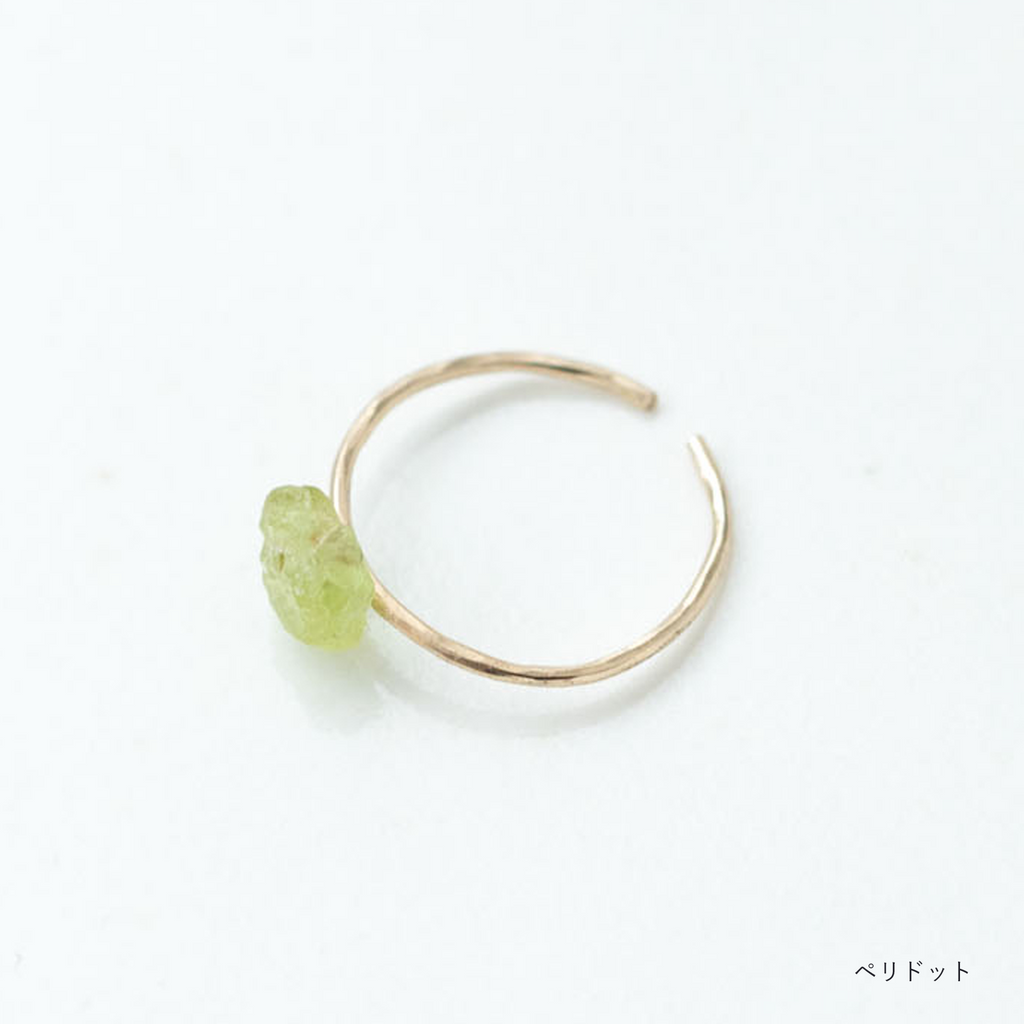 くらすこと わたしのお守り 天然石のひと粒イヤーカフ