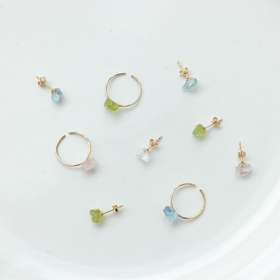 くらすこと わたしのお守り 天然石のひと粒イヤーカフ