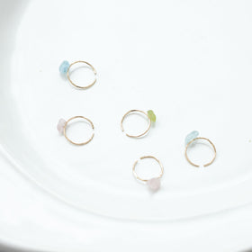 くらすこと わたしのお守り 天然石のひと粒イヤーカフ