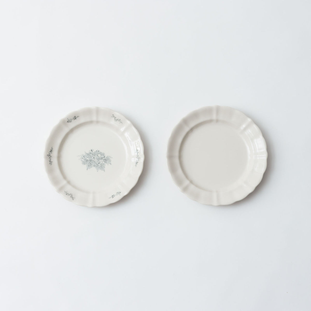 くらすことの生活道具 古い器の形シリーズ 花リムプレート ［20cm・食