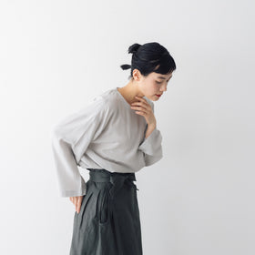 KURASUKOTO Atelier Wardrobe 大人のキュプラ混ブラウス