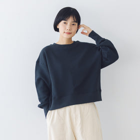 くらすこと +to バランス上手な、大人の定番スウェット