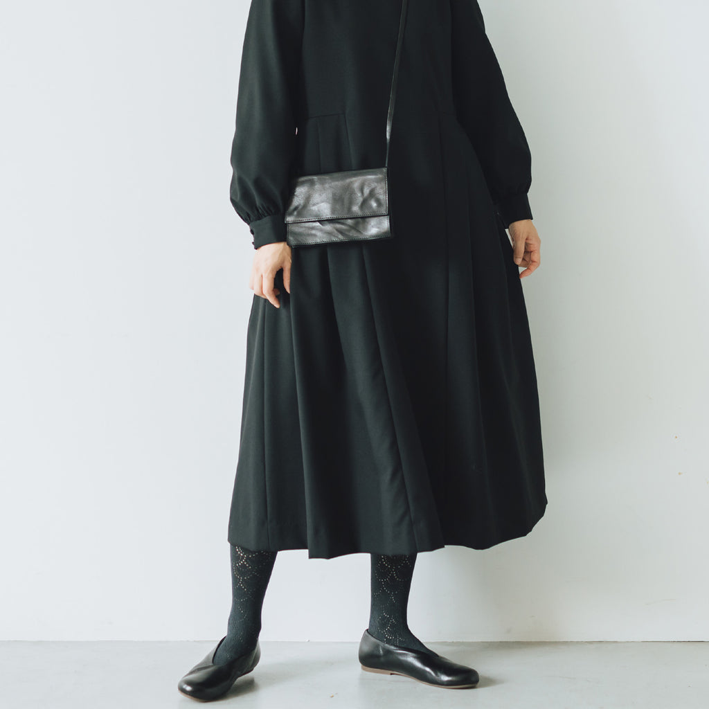 KURI BOTELLA ウロコレースタイツ