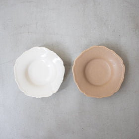 Awabi ware 輪花中深皿