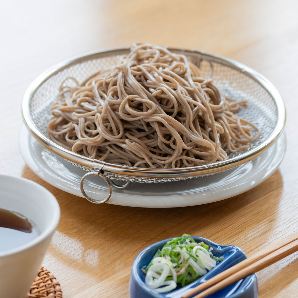 すっきり暮らす盆ざる 持ち上げフック付