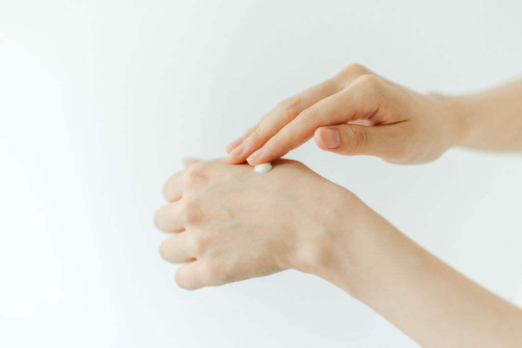 Nature is me ナチュラルアロマハンドクリーム