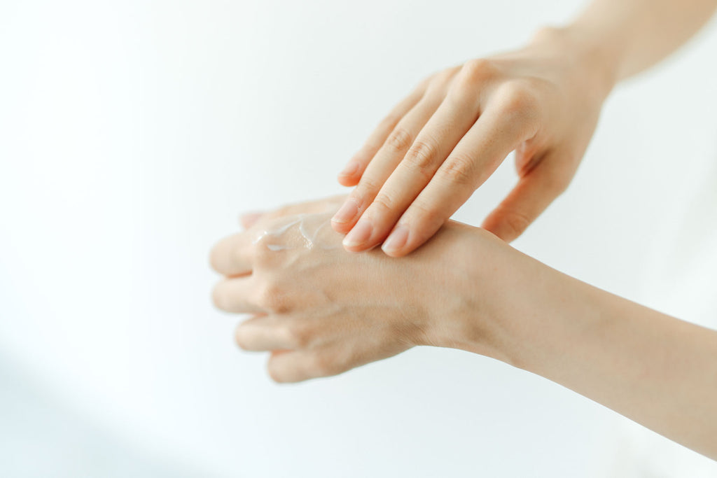 Nature is me ナチュラルアロマハンドクリーム