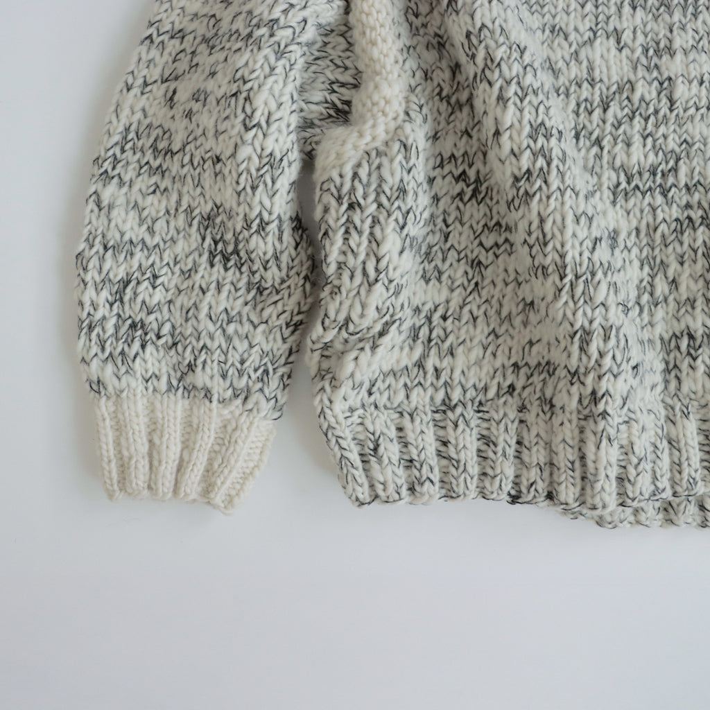 odnu HANDSPUN SWEATER ホワイト&ブラック