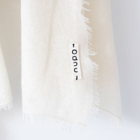 odnu CASHMERE FELTED STOLE