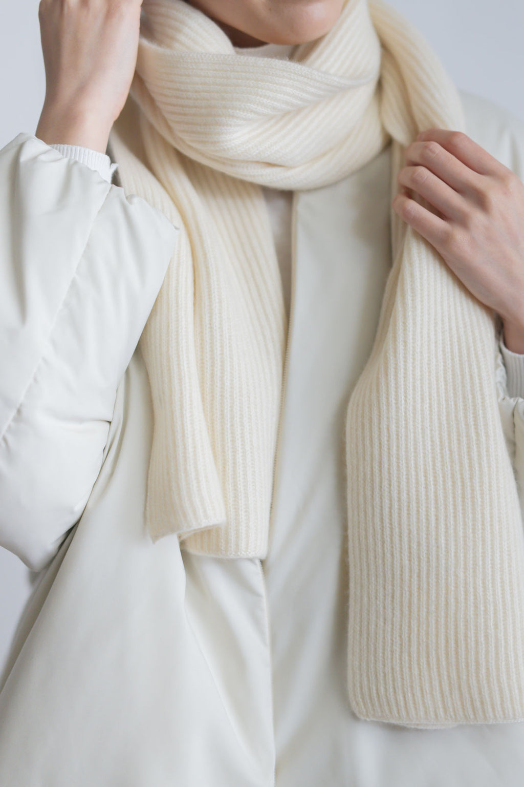 odnu CASHMERE RIB STOLE