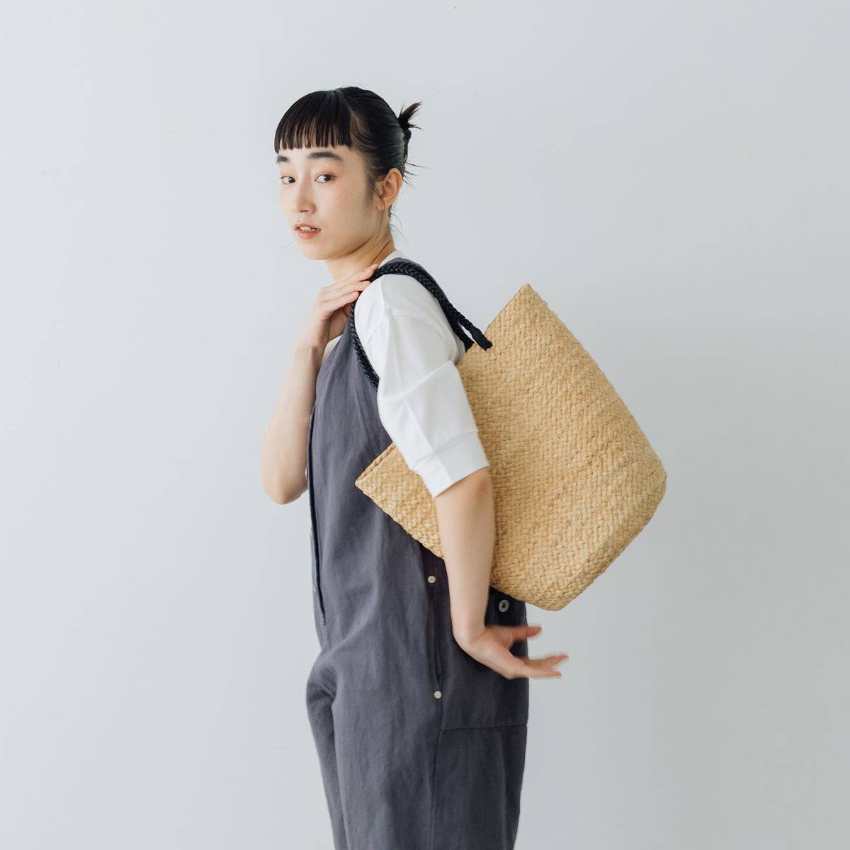 AMPIANA Peche bag Natural ｜くらすこと公式オンラインストア