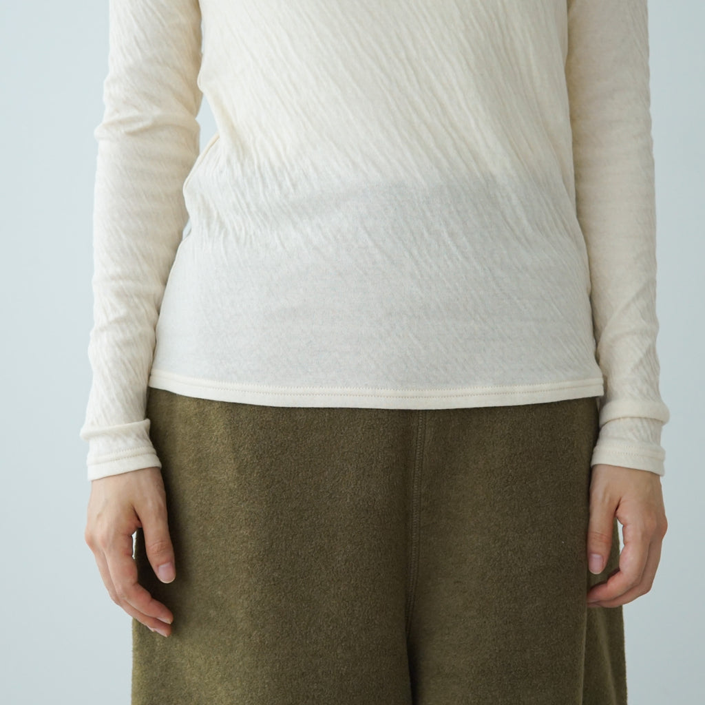 ROBE de PEAU タートルネック プルオーバー