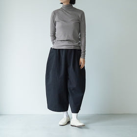 ROBE de PEAU タートルネック プルオーバー