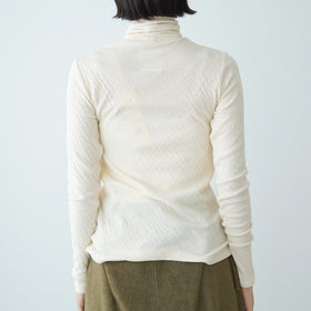 ROBE de PEAU タートルネック プルオーバー