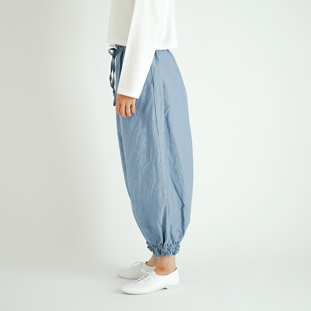 ROBE de PEAU アンクルタイドパンツ ジェイブルー